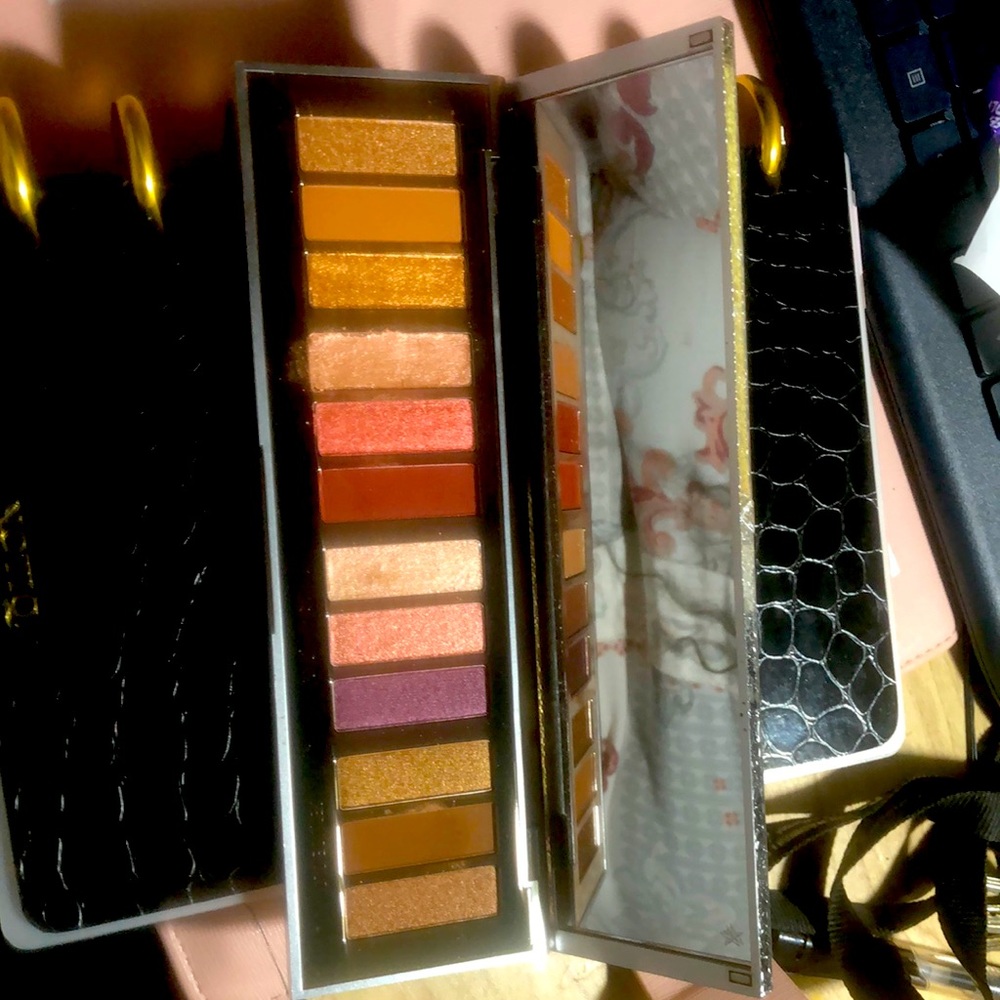 Charlotte Tilbury Bejeweled eyes to hypnotize